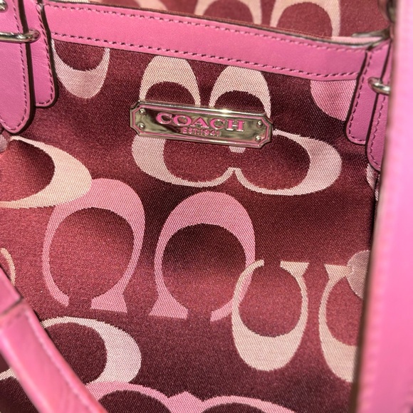 Vintage Coach Pink and Maroon Signature Tote Excellent Condition - Picture 10 of 14